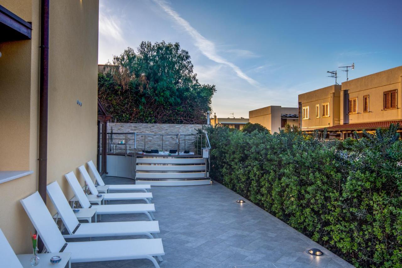 B&B Aloe Comfort Rooms San Vito Lo Capo Luaran gambar